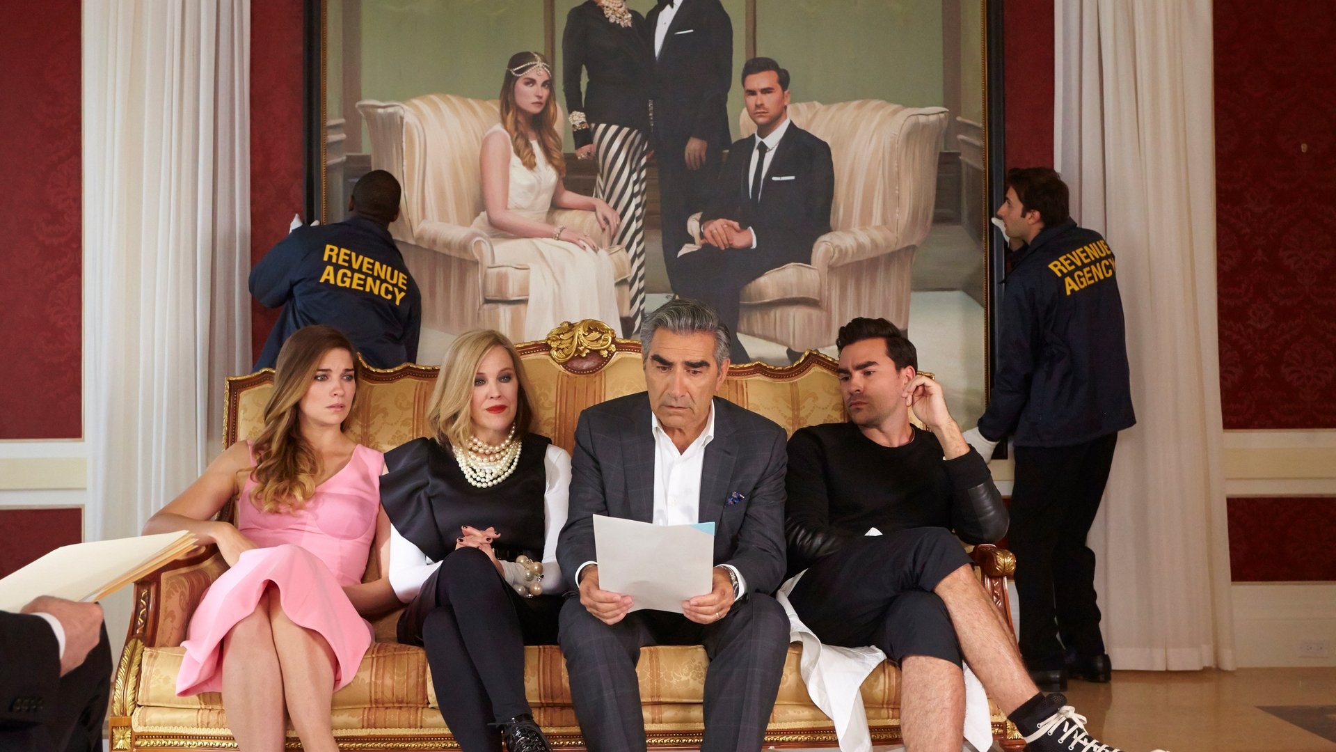 Schitt's Creek Season 6 Episode 12 : The Pitch