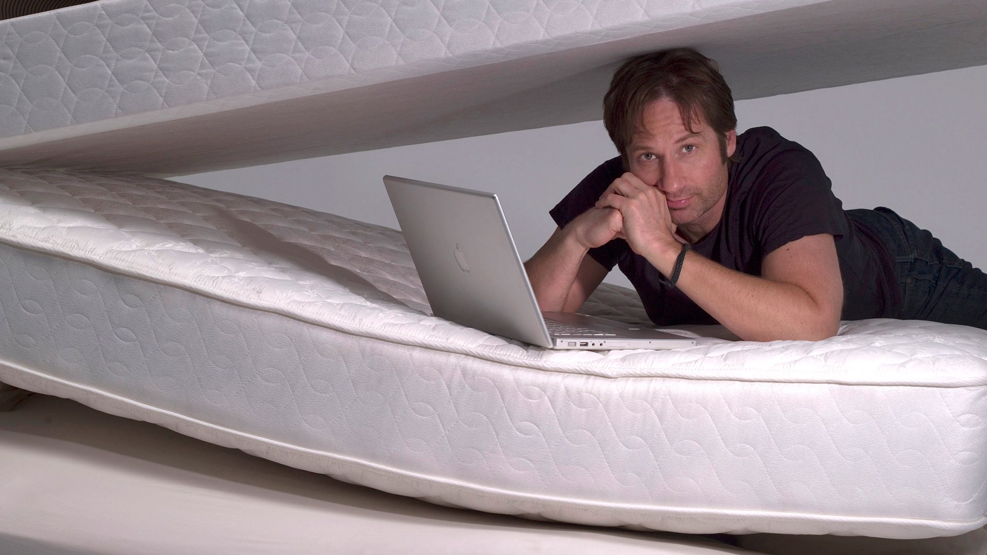 Californication Season 5 Episode 7 : Here I Go Again
