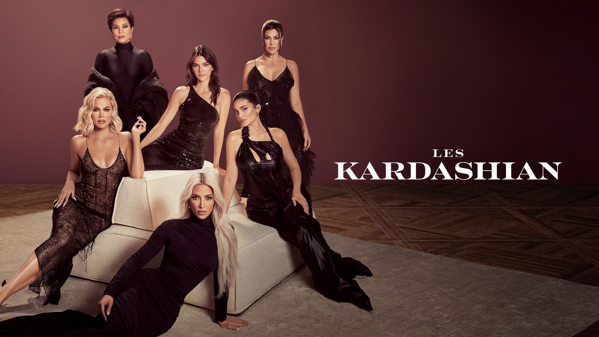 The Kardashians Season 4 Episode 1 : You're a Witch and I Hate You