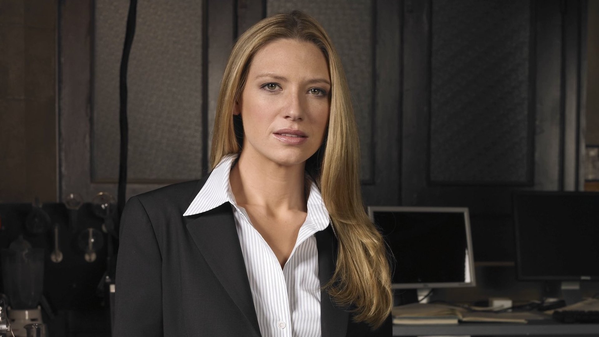 Fringe Season 5 Episode 12 : Liberty
