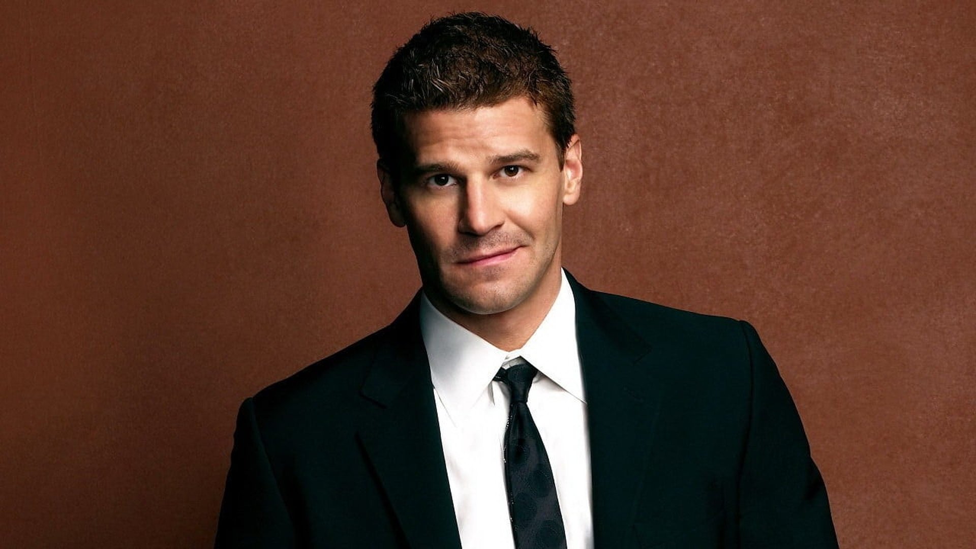 Bones Season 8 Episode 21 : The Maiden in the Mushrooms
