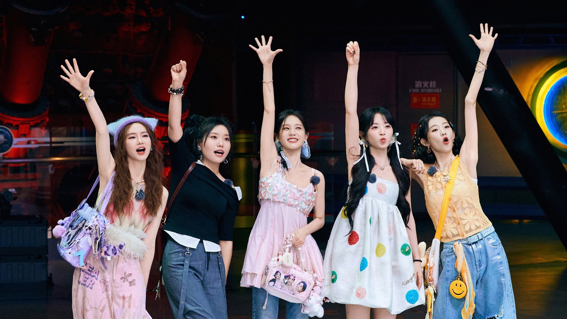 Sisters Catching Dolls Season 1 Episode 5 : Episode 5