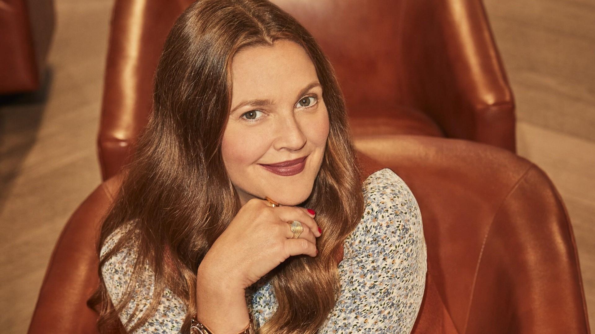 The Drew Barrymore Show Season 2 Episode 1 : Jennifer Aniston, Wayne Brady, Dr. Phil