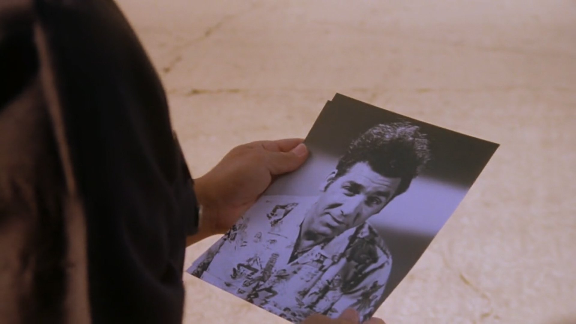 Seinfeld Season 8 Episode 16 : The Pothole