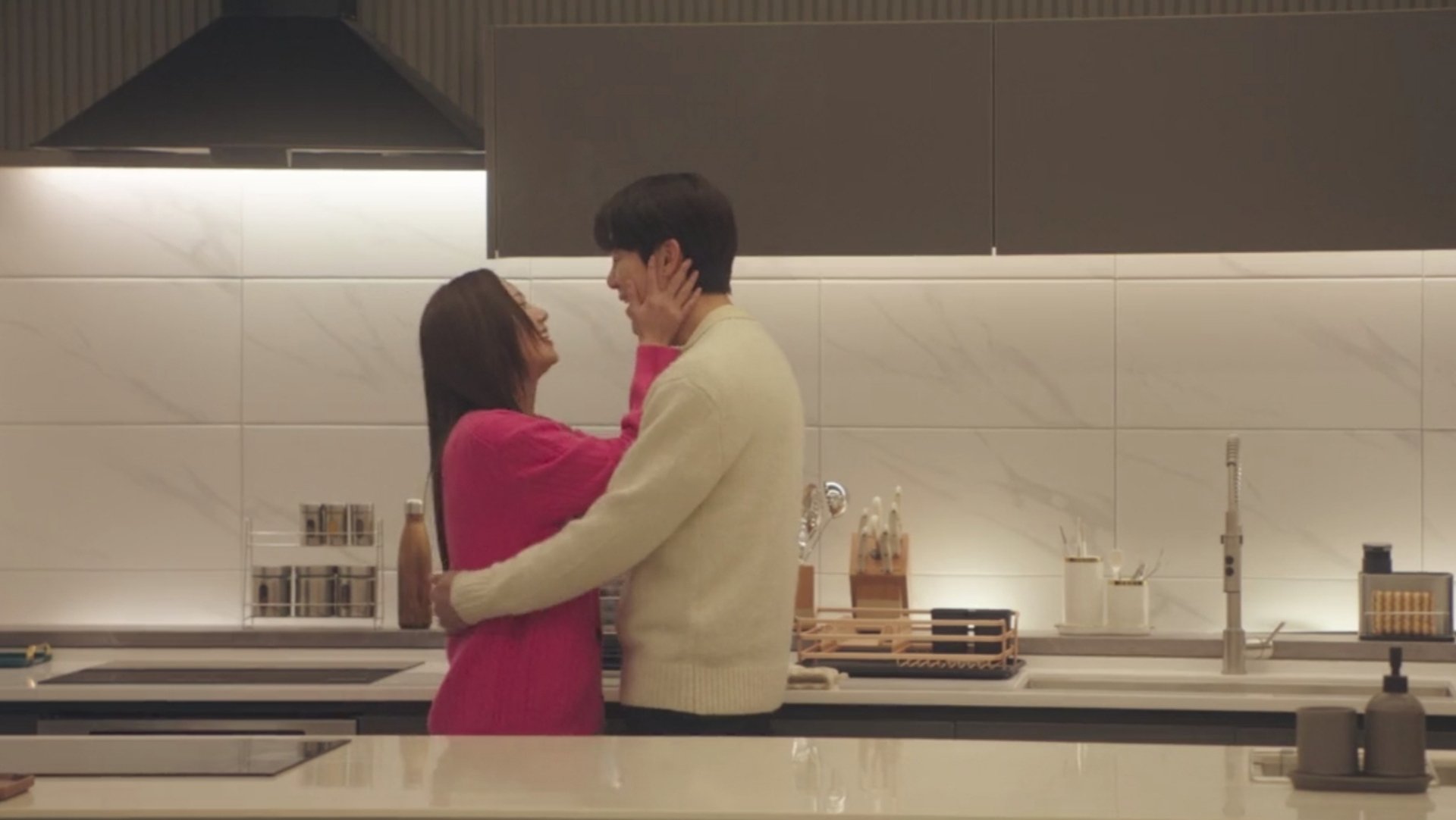 When the Phone Rings Season 1 Episode 8 : Episode 8