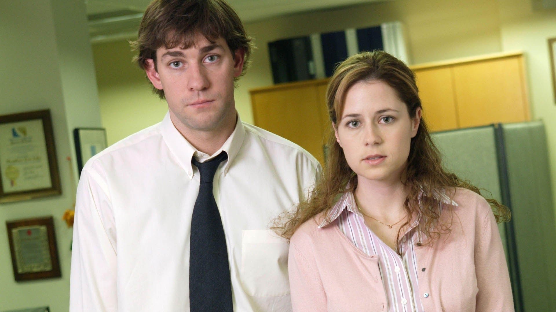 The Office Season 5 Episode 4 : Crime Aid