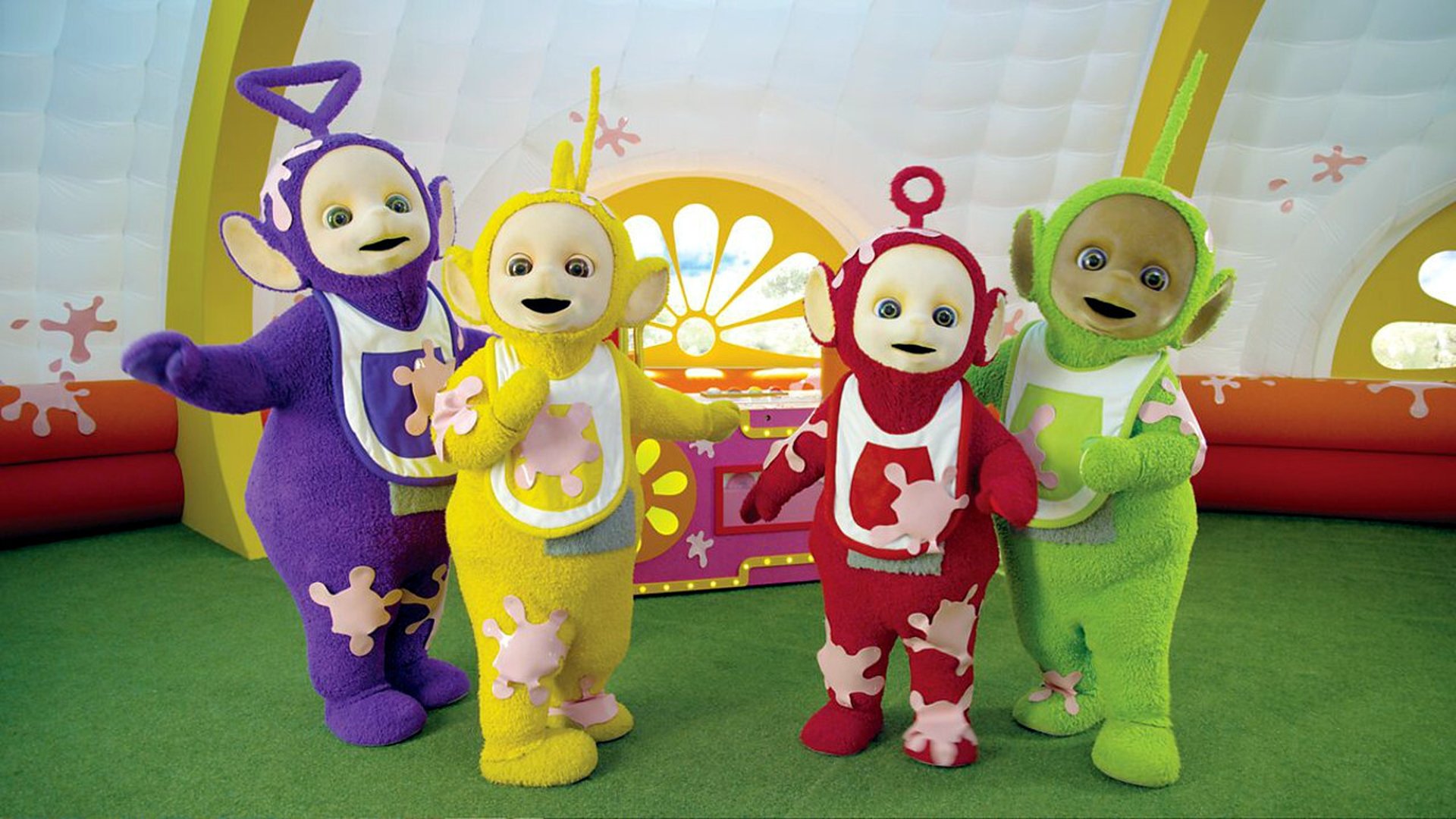 Teletubbies Season 3 Episode 280 : Pavement Artist