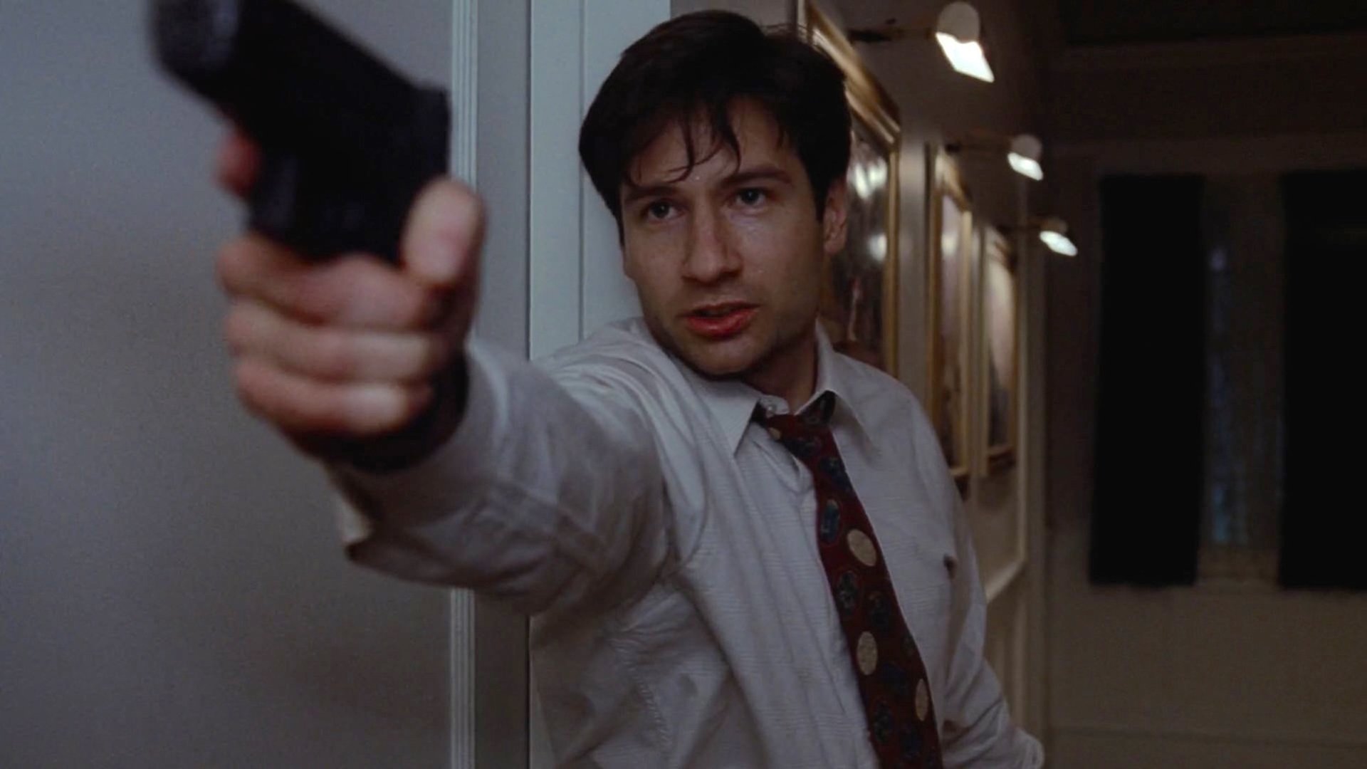 The X-Files Season 9 Episode 1 : Nothing Important Happened Today (1)