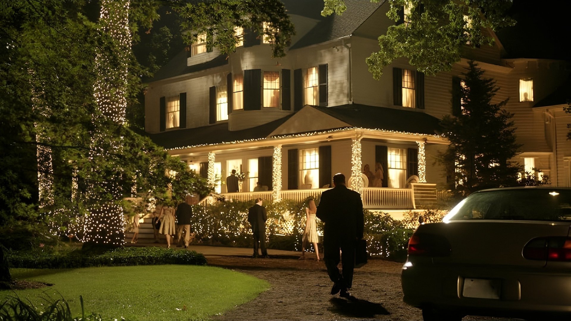 The Sopranos Season 6 Episode 17 : Walk Like a Man