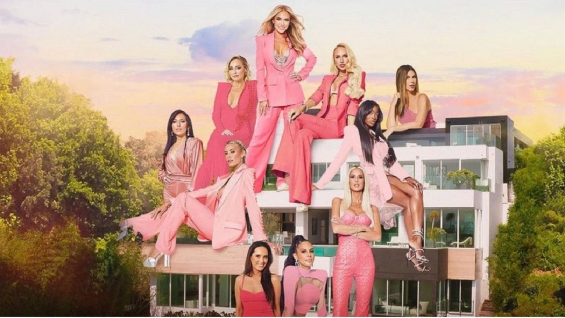 Selling Sunset Season 8 Episode 11 : Burning Down the House