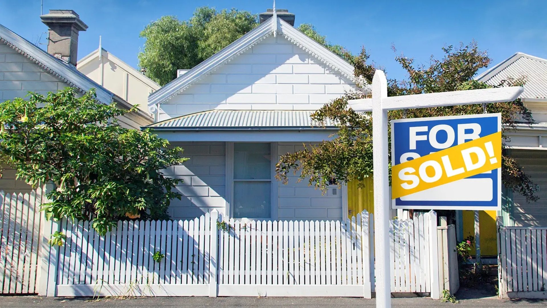 House Hunters Australia Season 1 Episode 6 : Lauren and Brittany