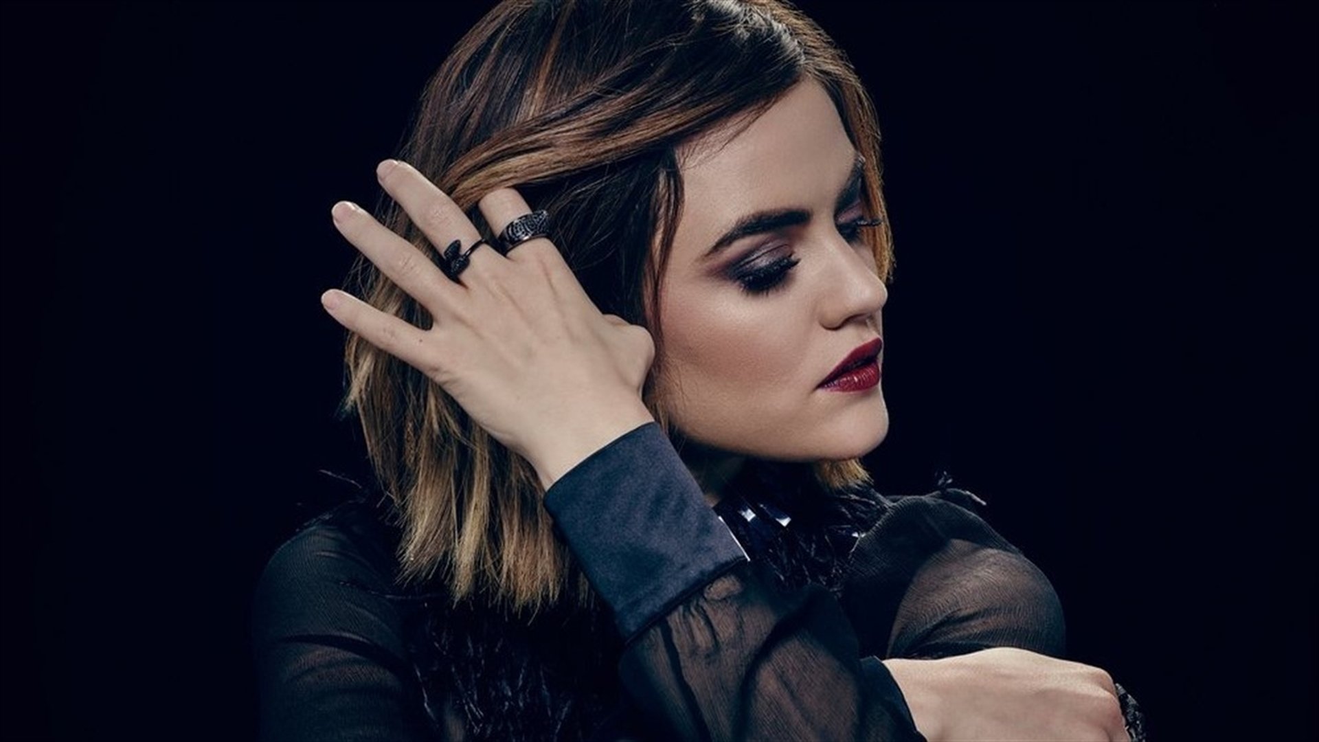 Pretty Little Liars Season 2 Episode 12 : Over My Dead Body