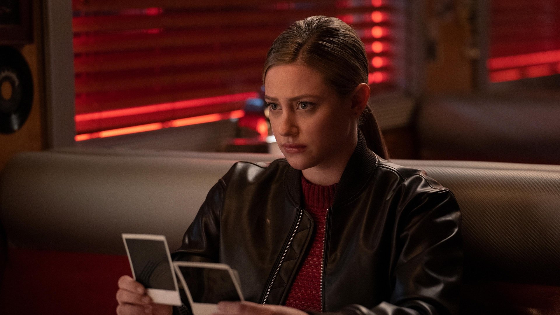 Riverdale Season 1 Episode 9 : Chapter Nine: La Grande Illusion