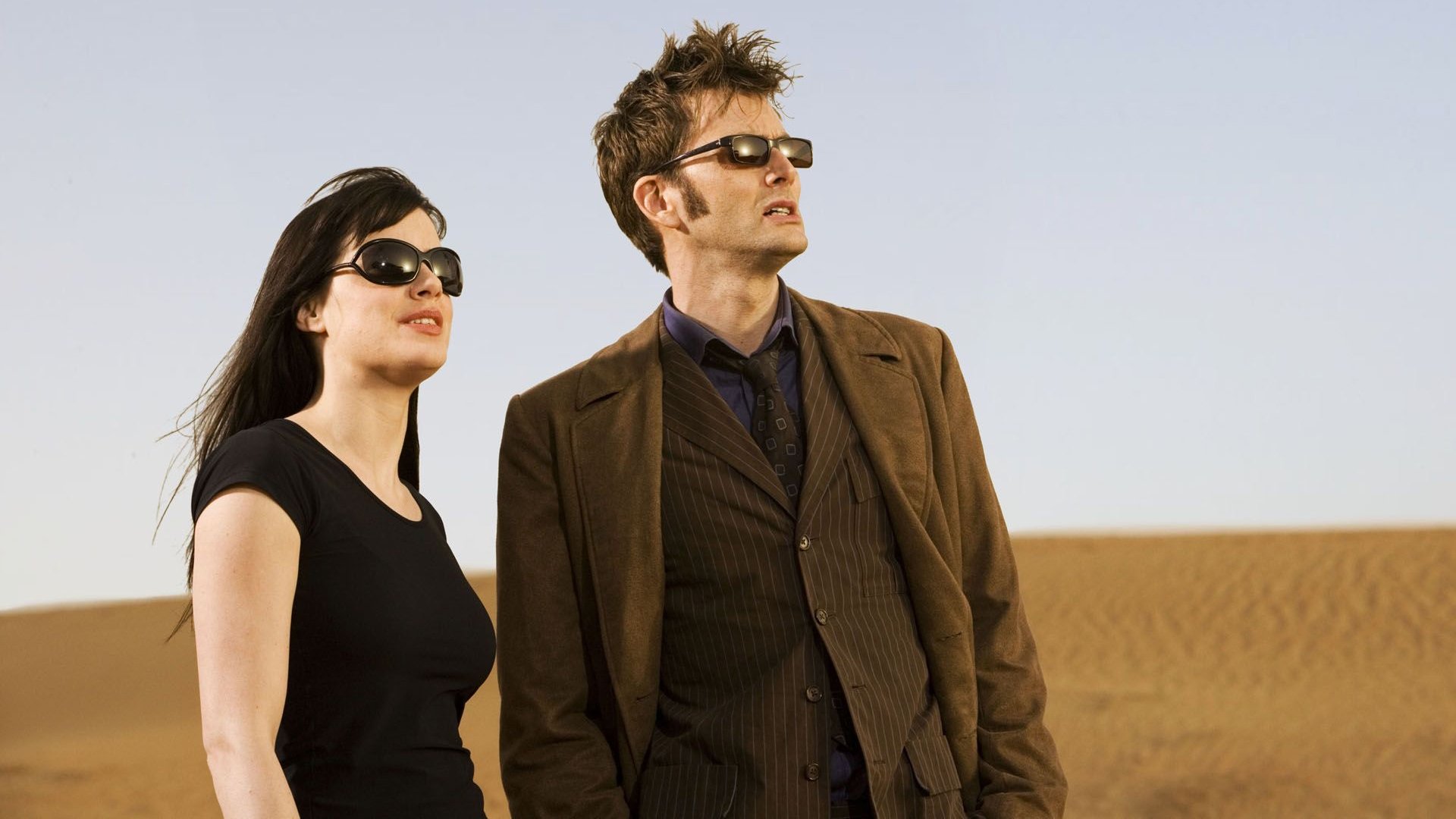 Doctor Who Season 2 Episode 5 : Rise of the Cybermen (1)