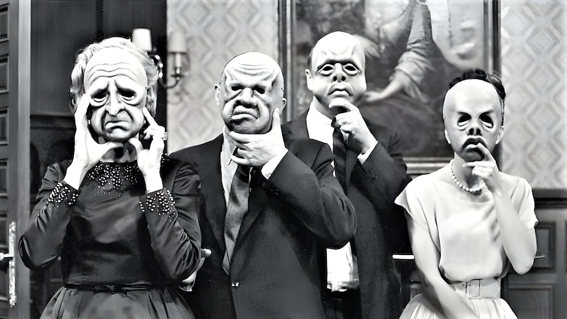 The Twilight Zone Season 1 Episode 23 : A World of Difference