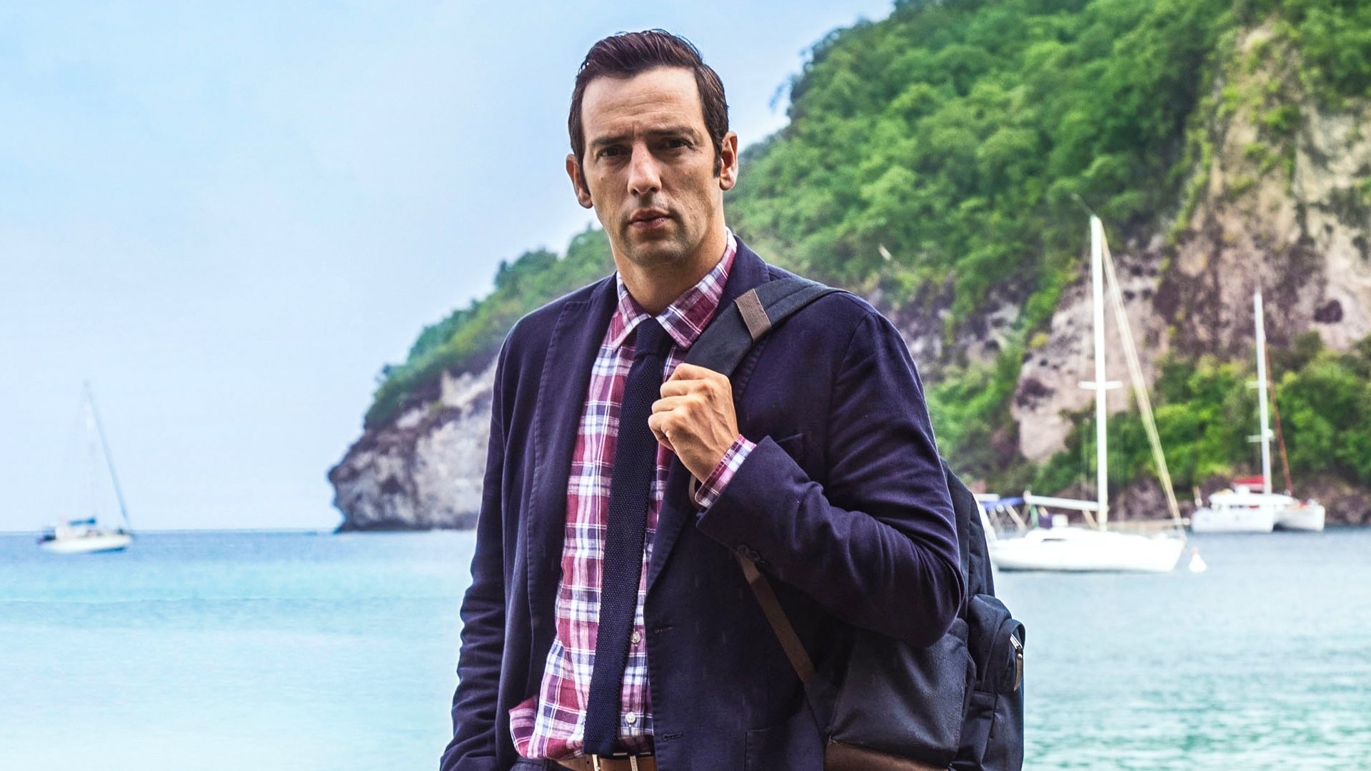 Death in Paradise Season 1 Episode 8 : Amongst Us