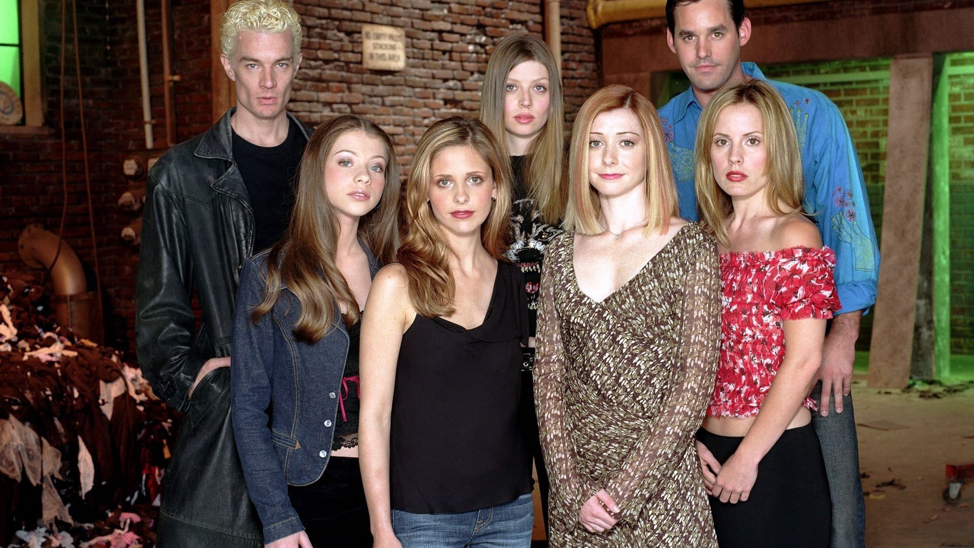 Buffy the Vampire Slayer Season 1 Episode 5 : Never Kill a Boy on the First Date