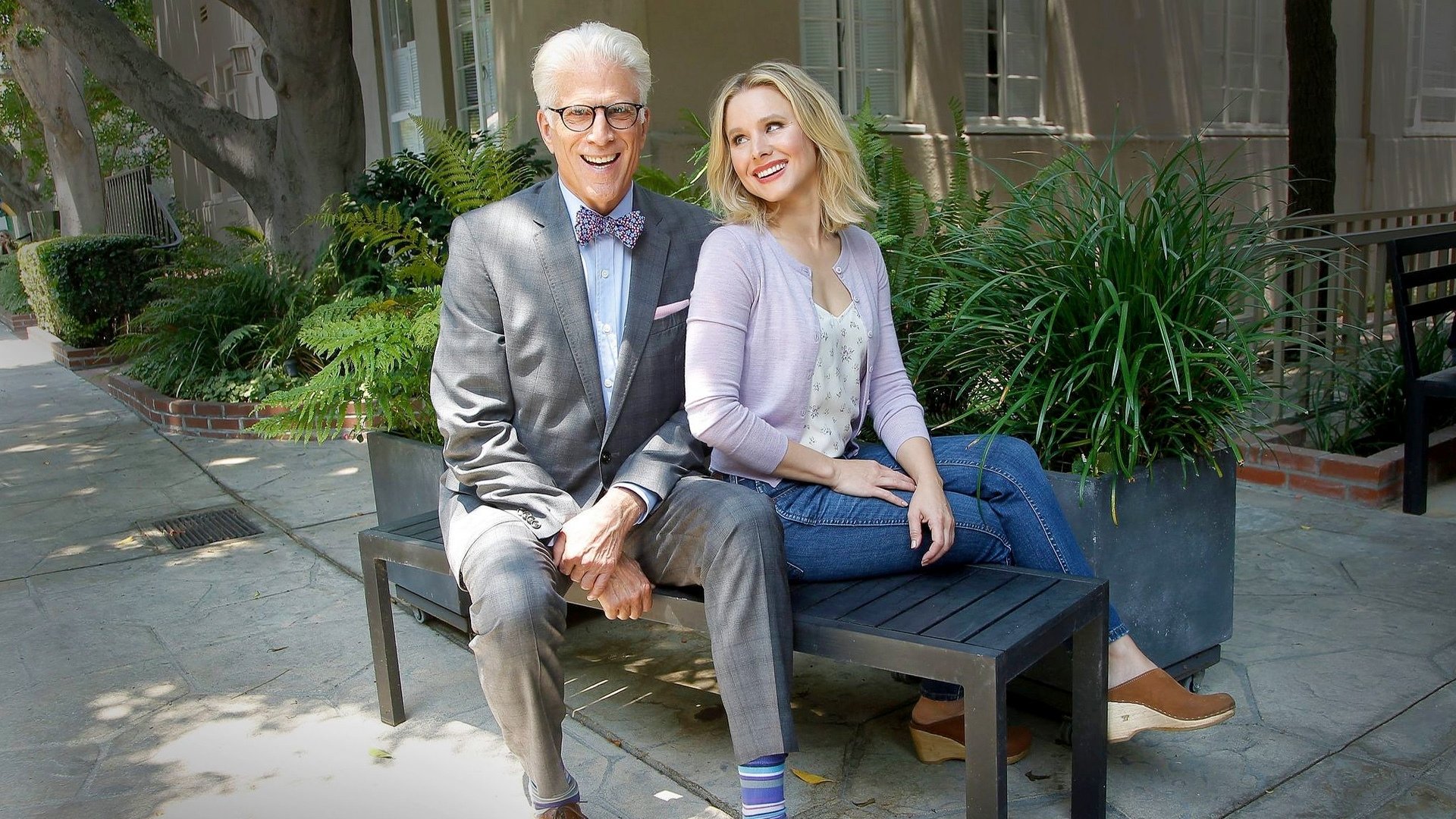 The Good Place Season 2 Episode 12 : Somewhere Else