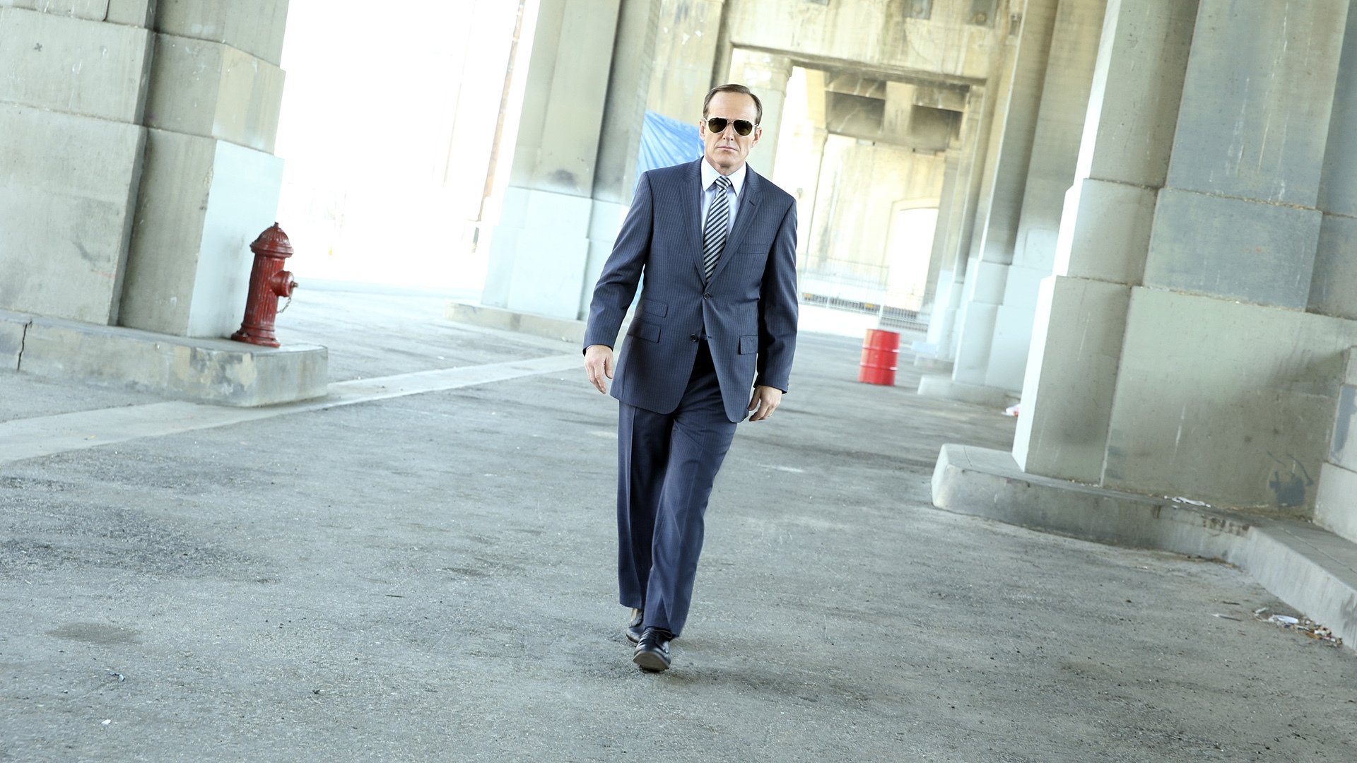 Marvel's Agents of S.H.I.E.L.D. Season 1 Episode 15 : Yes Men