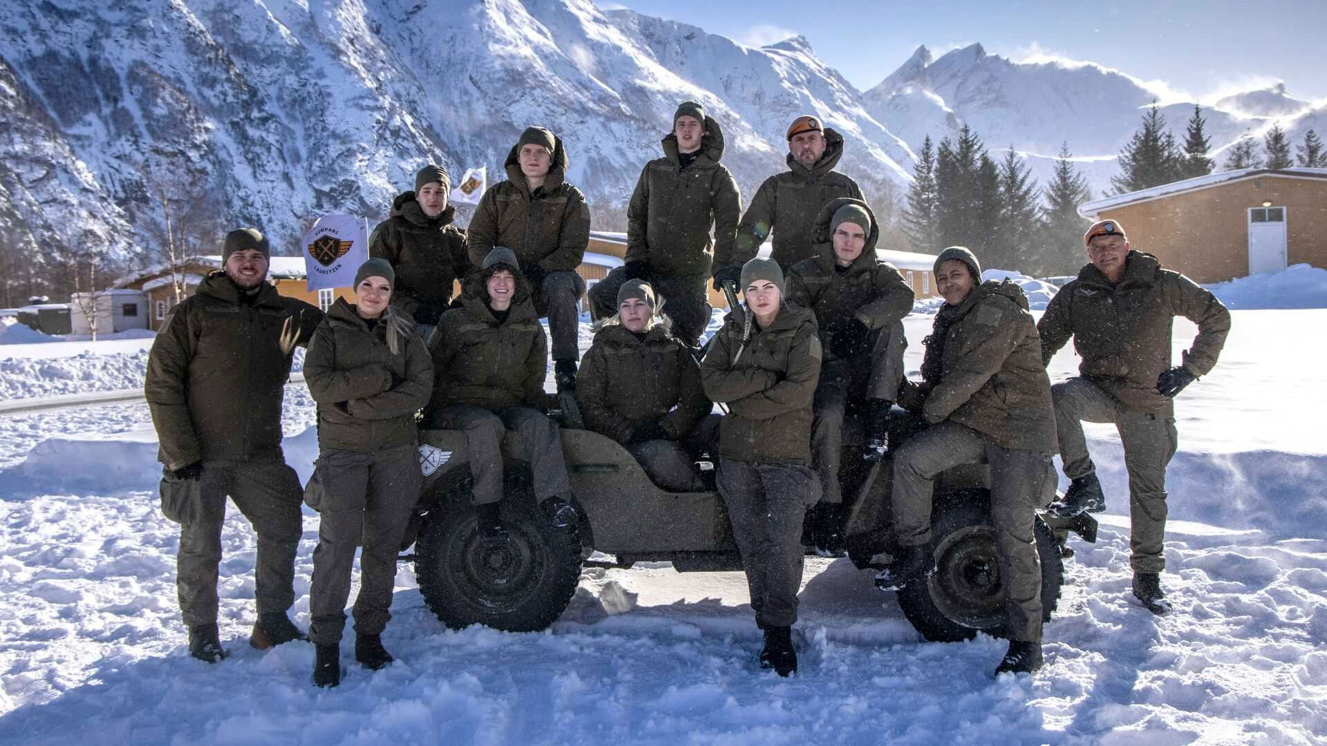 Kompani Lauritzen: Tropp Season 3 Episode 14 : Parachute for inconvenience