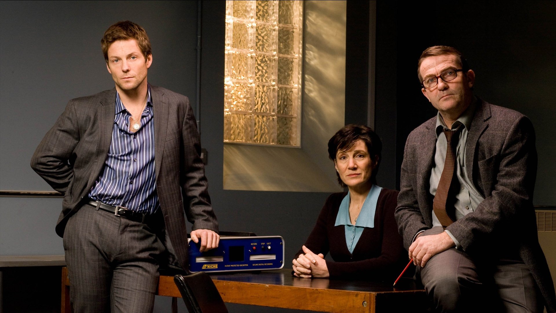 Law & Order: UK Season 7 Episode 4 : Fatherly Love