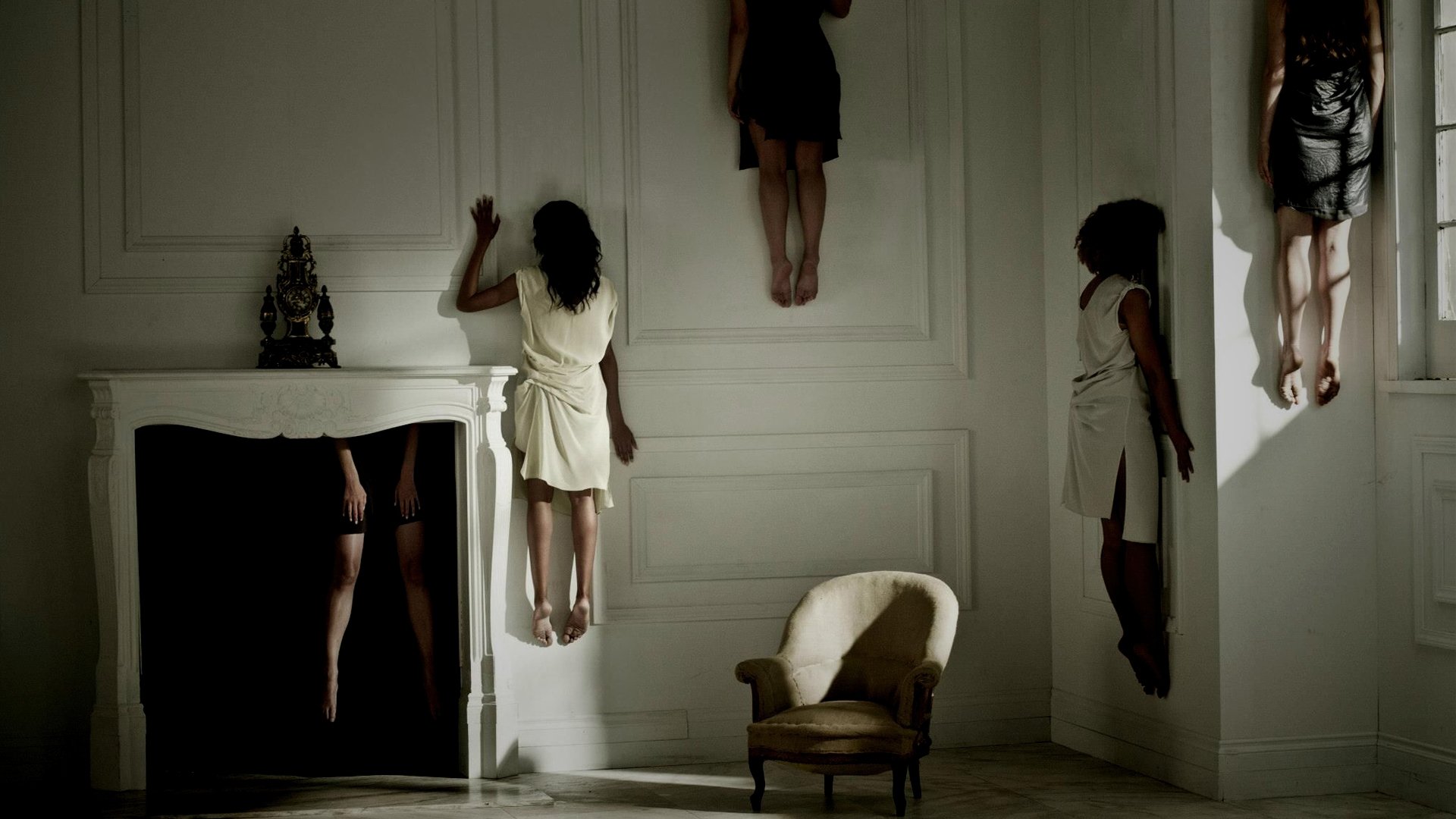 American Horror Story Season 12 Episode 1 : Multiply Thy Pain