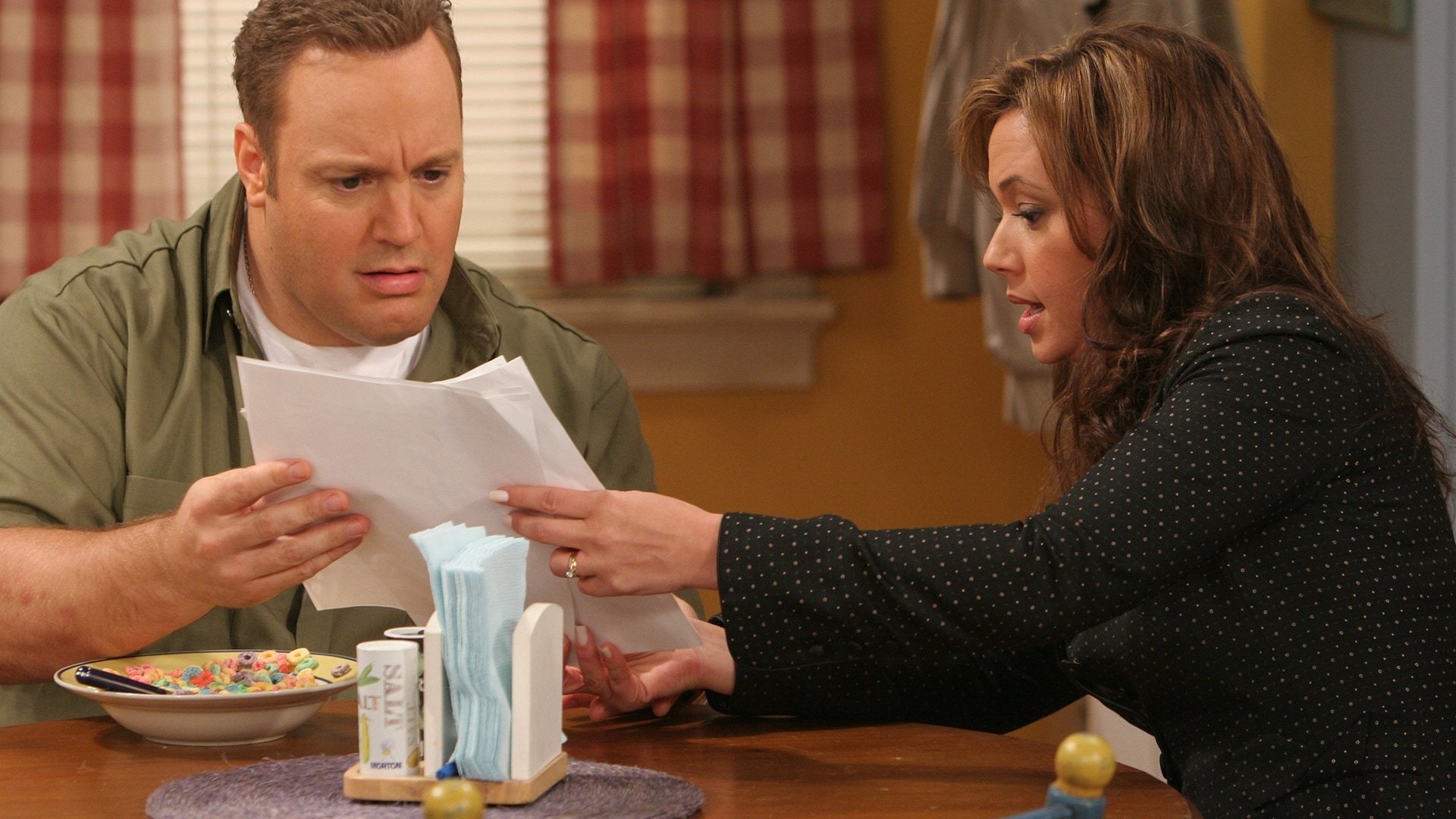 The King of Queens Season 2 Episode 7 : Get Away
