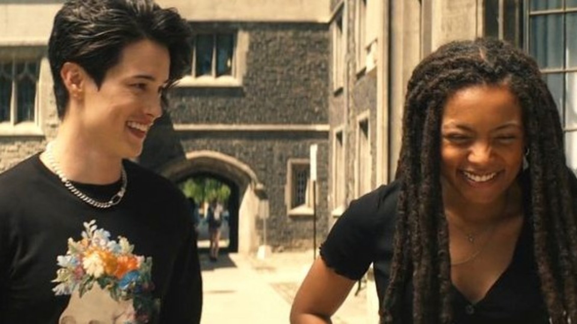 Gen V Season 1 Episode 1 : God U.