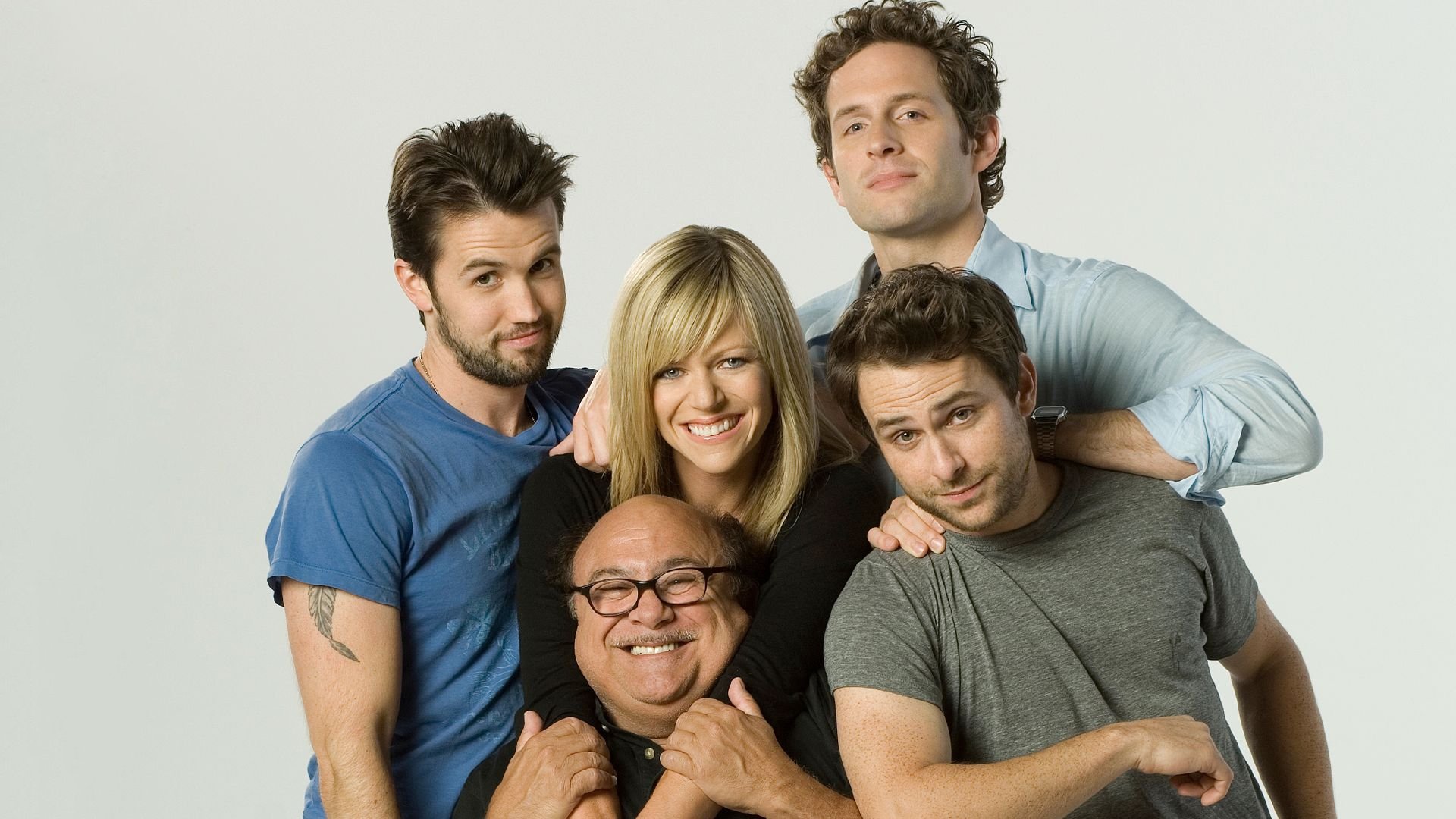 It's Always Sunny in Philadelphia Season 6 Episode 12 : Dee Gives Birth