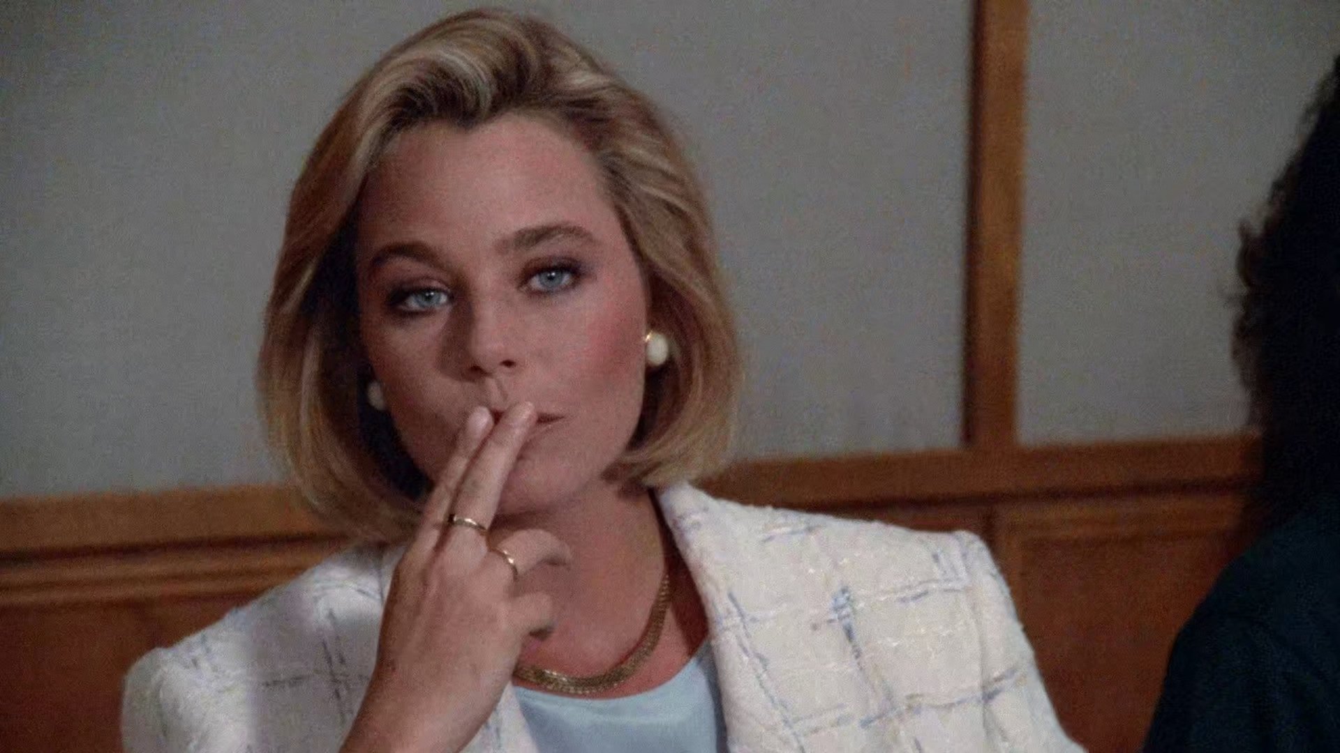 L.A. Law Season 4 Episode 20 : Forgive Me Father, For I Have Sued