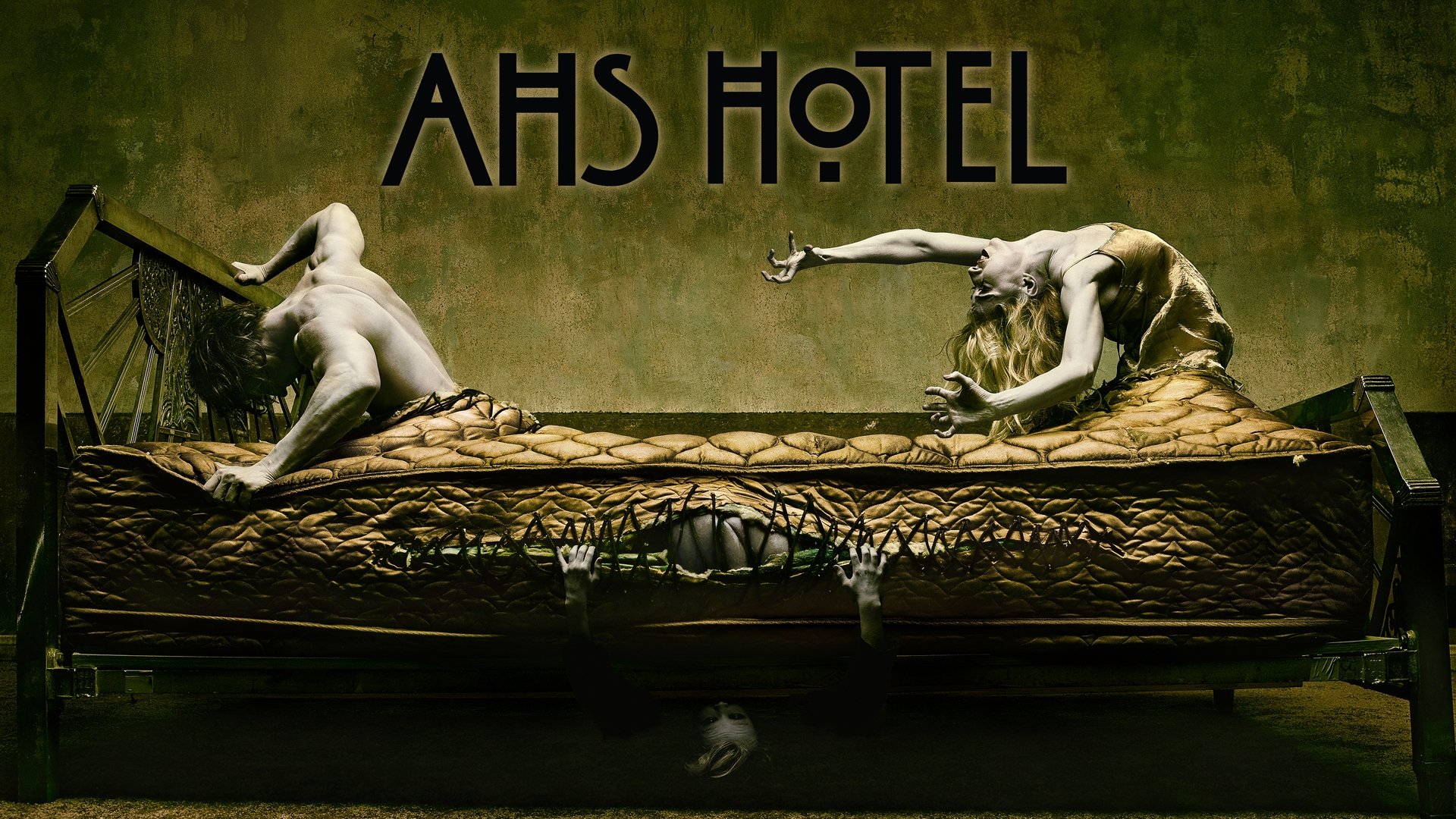 American Horror Story Season 3 Episode 1 : Bitchcraft