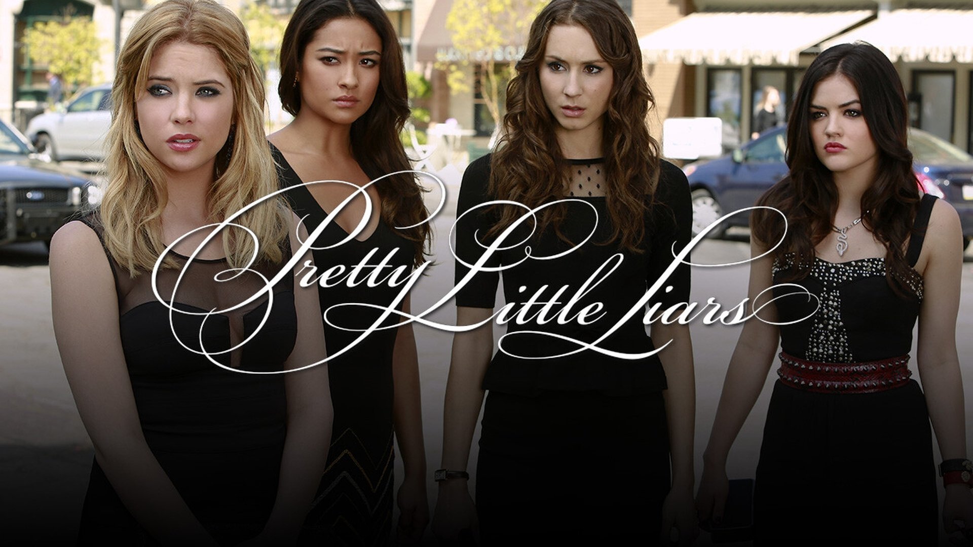 Pretty Little Liars Season 6 Episode 17 : We’ve All Got Baggage