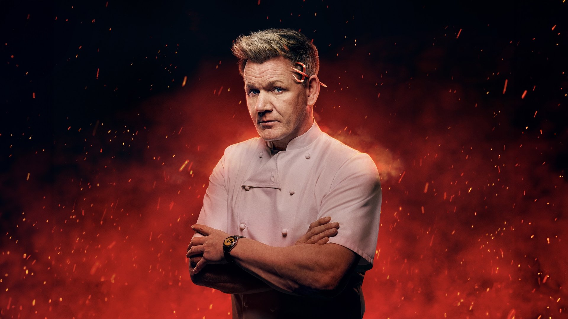 Hell's Kitchen Season 10 Episode 16 : 6 Chefs Compete