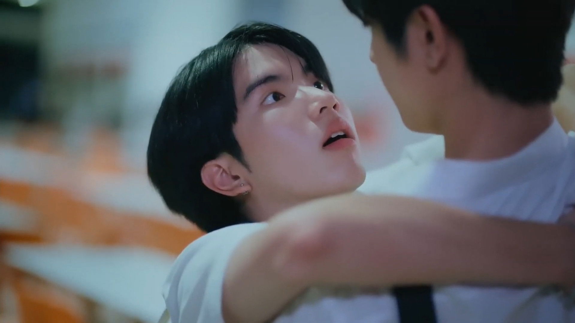 Head 2 Head Season 1 Episode 12 : Episode 12