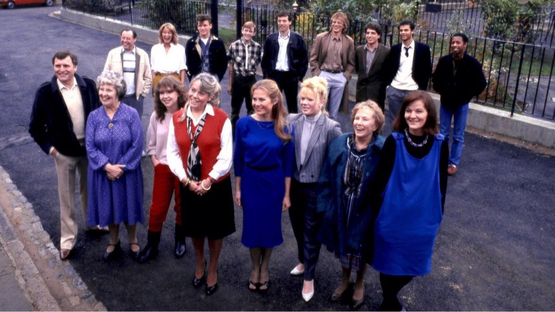 EastEnders Season 15 Episode 165 : 1884