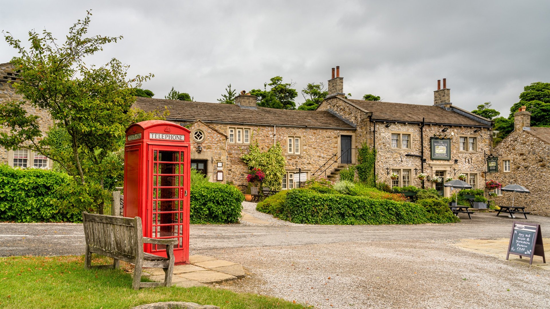 Emmerdale Season 50 Episode 67 : Friday 19 March