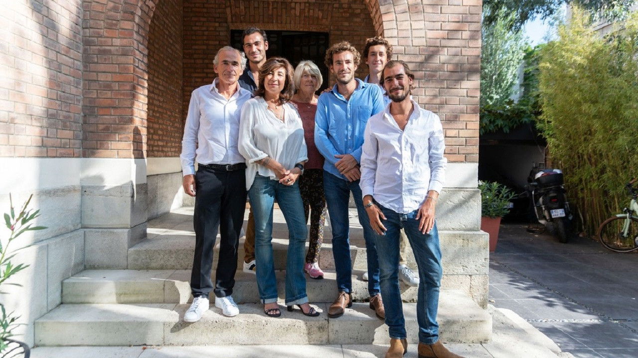 The Parisian Agency: Exclusive Properties Season 4 Episode 7 : Episode 7