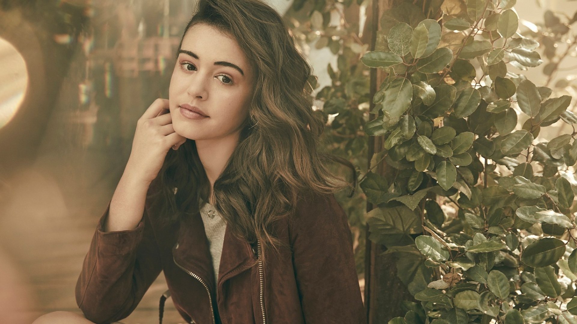 Legacies Season 1 Episode 1 : This Is the Part Where You Run