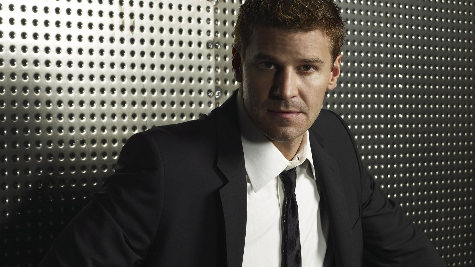 Bones Season 1 Episode 20 : The Graft in the Girl