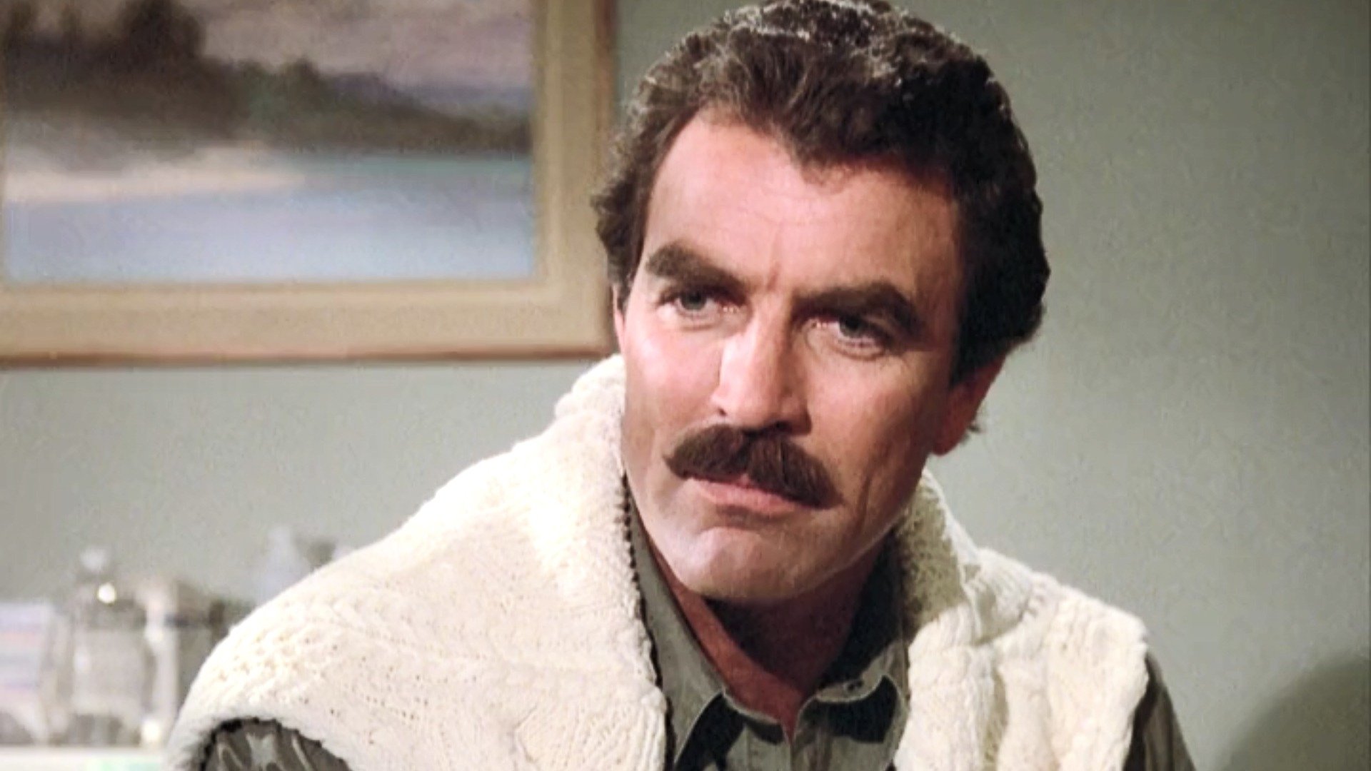 Magnum, P.I. Season 3 Episode 10 : Mixed Doubles