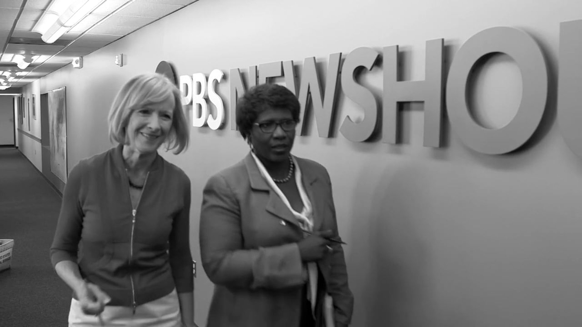 PBS News Hour Season 47 Episode 93 : May 11, 2022