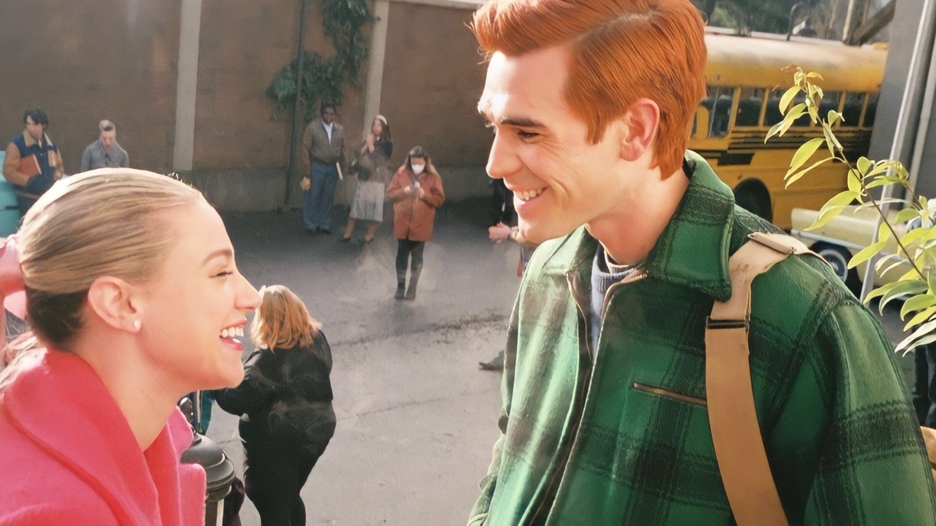 Riverdale Season 6 Episode 16 : Chapter One Hundred and Eleven: Blue Collar