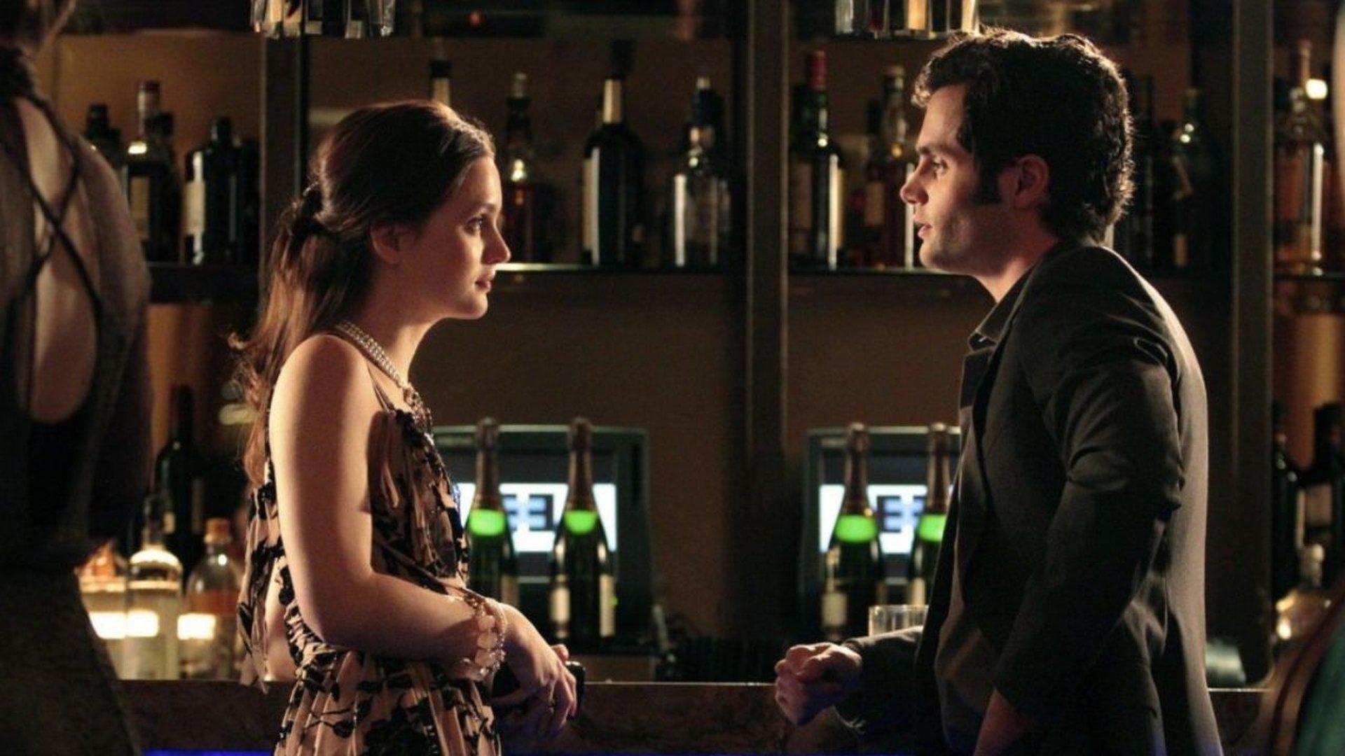 Gossip Girl Season 1 Episode 6 : The Handmaiden's Tale
