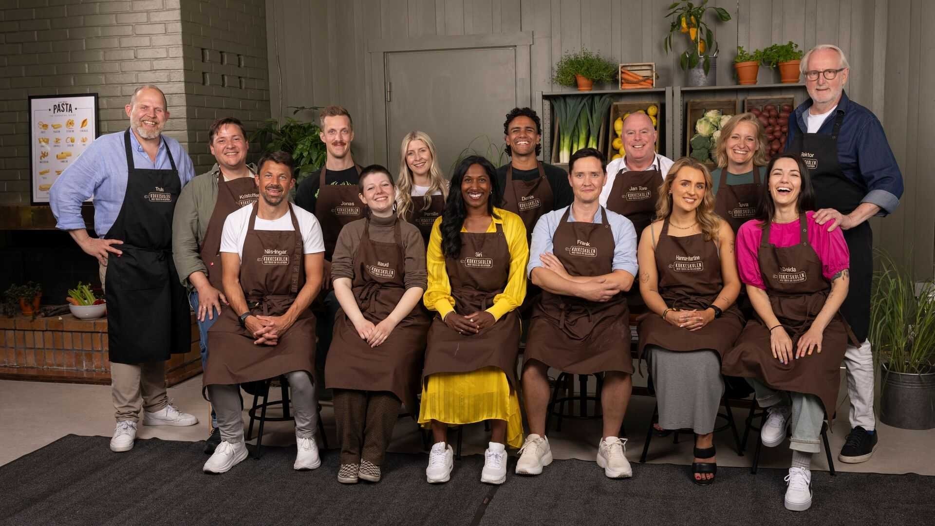Kokkeskolen med Truls og HellstrÃ¸m Season 2 Episode 11 : Episode 11