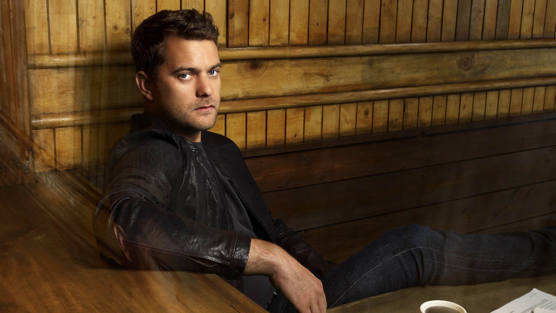 Fringe Season 3 Episode 14 : 6B