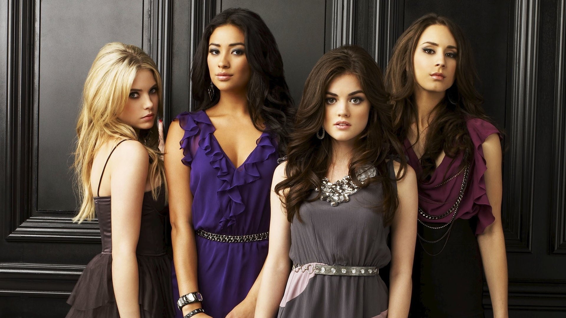 Pretty Little Liars Season 7 Episode 11 : Playtime