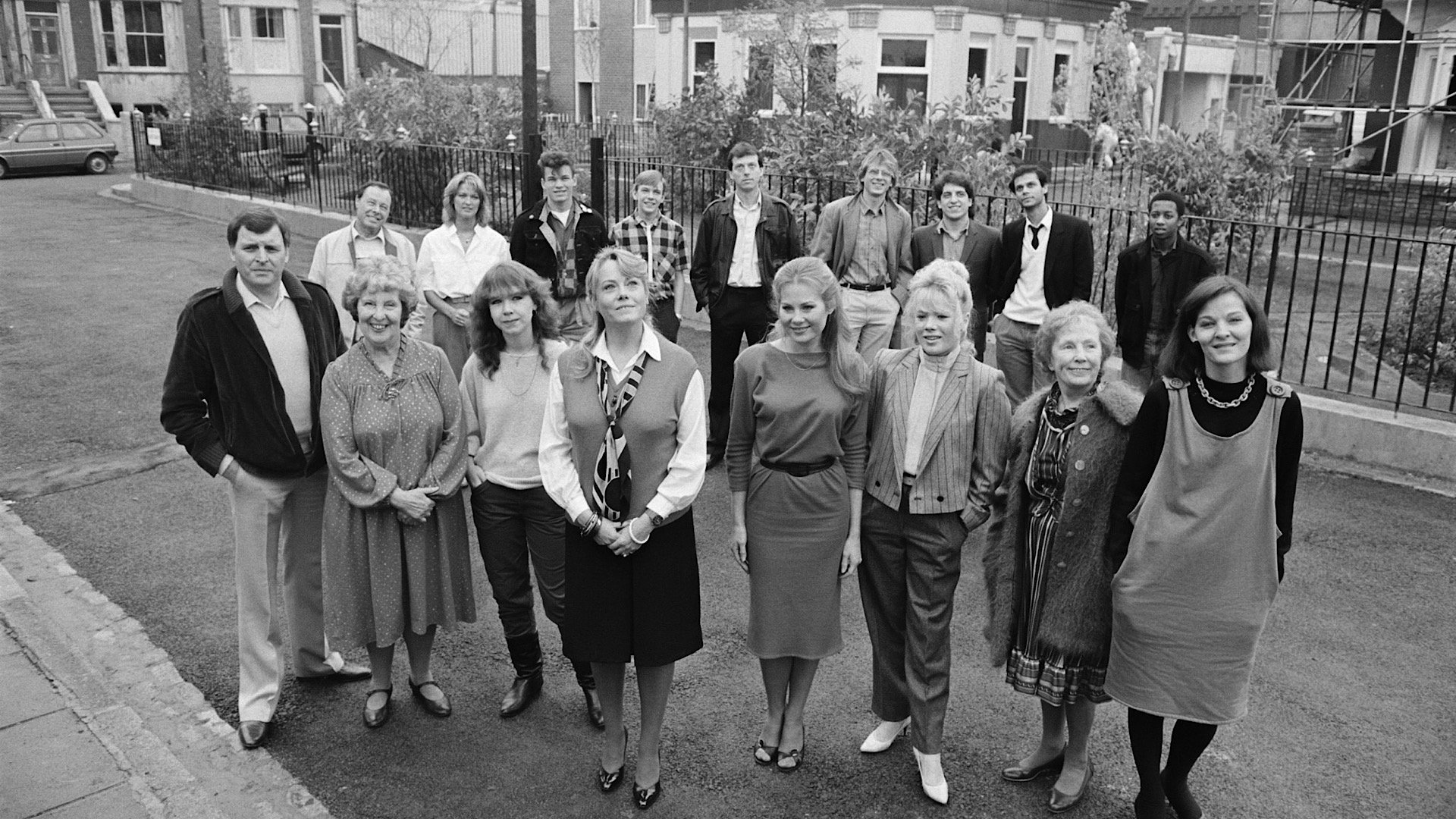 EastEnders Season 12 Episode 154 : 1384