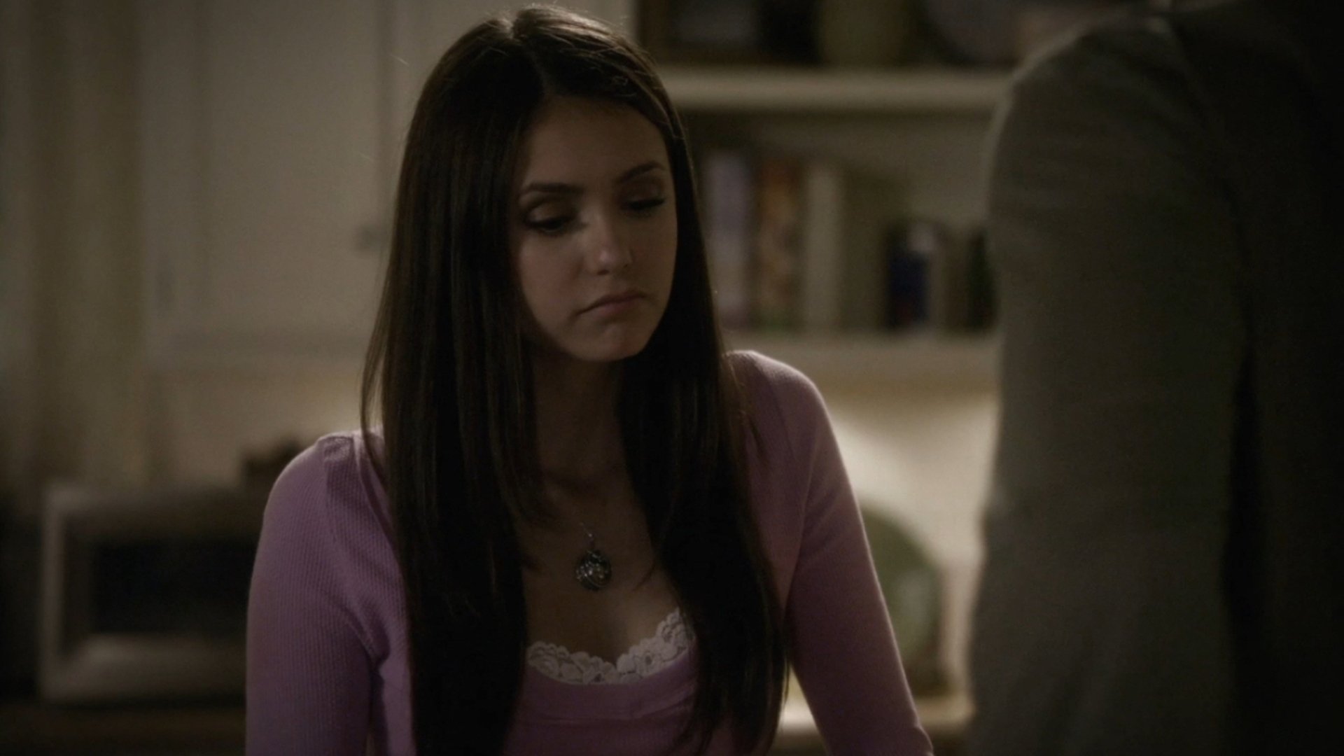 The Vampire Diaries Season 6 Episode 17 : A Bird in a Gilded Cage