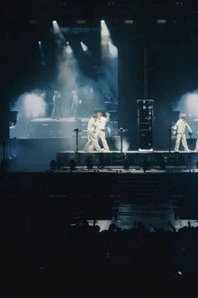 Ofenbach en concert aux Vieilles Charrues 2025