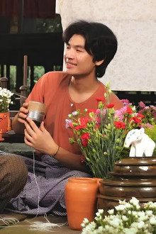 သူတို့နှစ်ယောက်